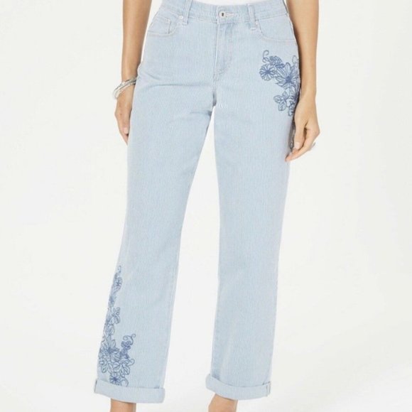 Style & Co. Pants - Style & Co. Curvy Boyfriend Jeans NWT